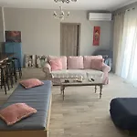 Art Apartament Nea Michaniona