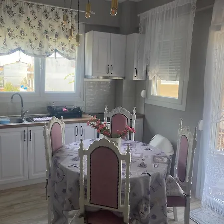 Art 公寓 尼亚米卡尼奥纳